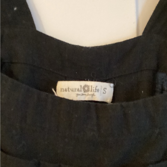 Natural Life wide-leg jumpsuit/overalls
Adj straps side pockets 100% cotton
S - Picture 5 of 6